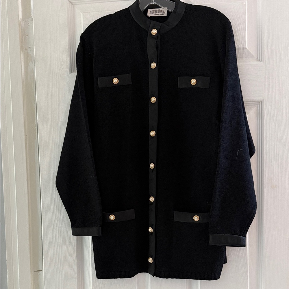 St. John by Marie Gray Santiago knit button 
size 12